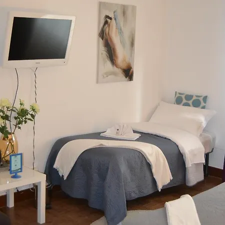 Central Avenue Bed & Breakfast