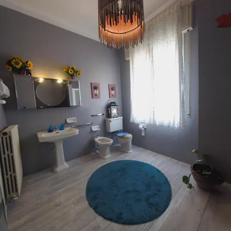 Central Avenue Bed & Breakfast *